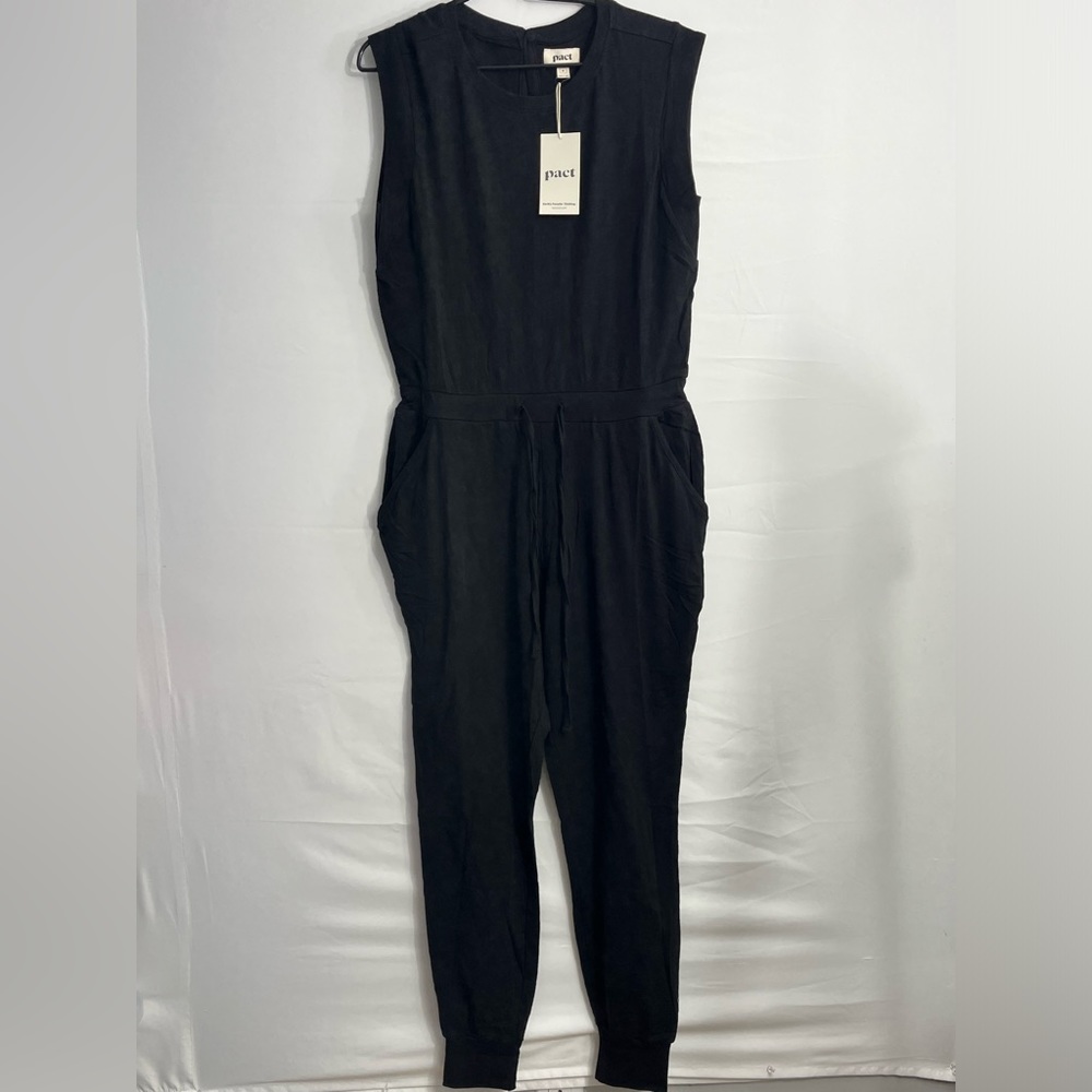 NEW Pact M 100% Organic Cotton Black Relaxed Slub Muscle Tee‎ Jumpsuit Pockets